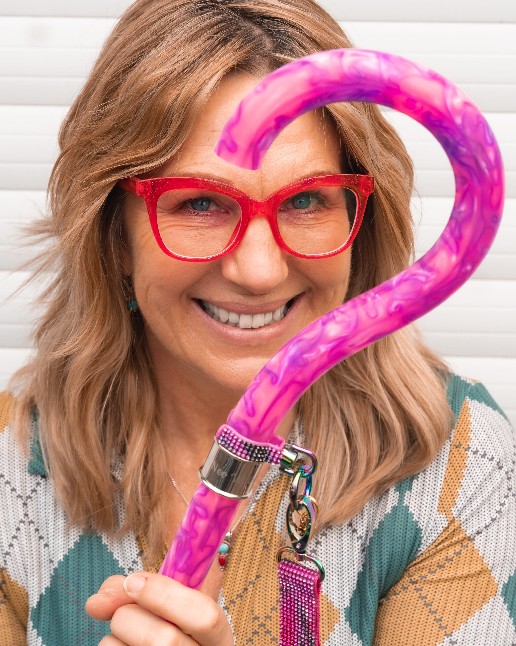 Meet Lyndsay, award winning founder of “Neo Walk”, makers of beautiful, handmade walking sticks